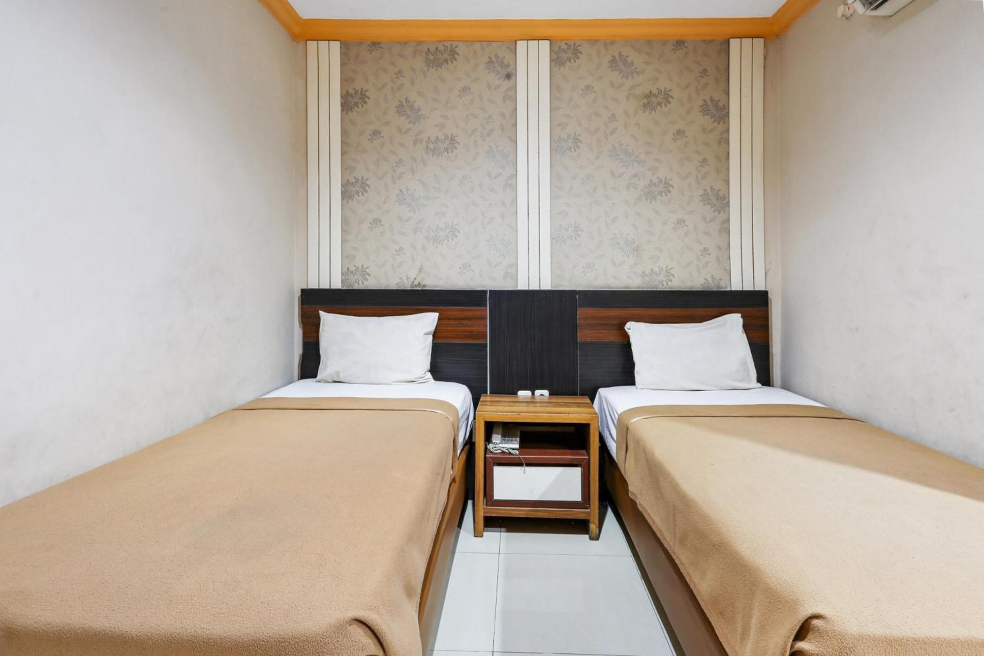 Collection O 93163 Hotel Grand Kartika Parepare Exterior foto